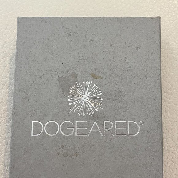 NEW & BOXED DOGEARED BLUE CORD MAKE A WISH BRACELET - Picture 4 of 5